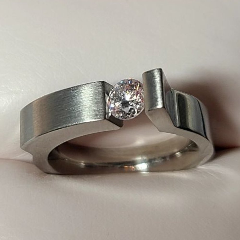 B. Tiff New York Ring #RG011R